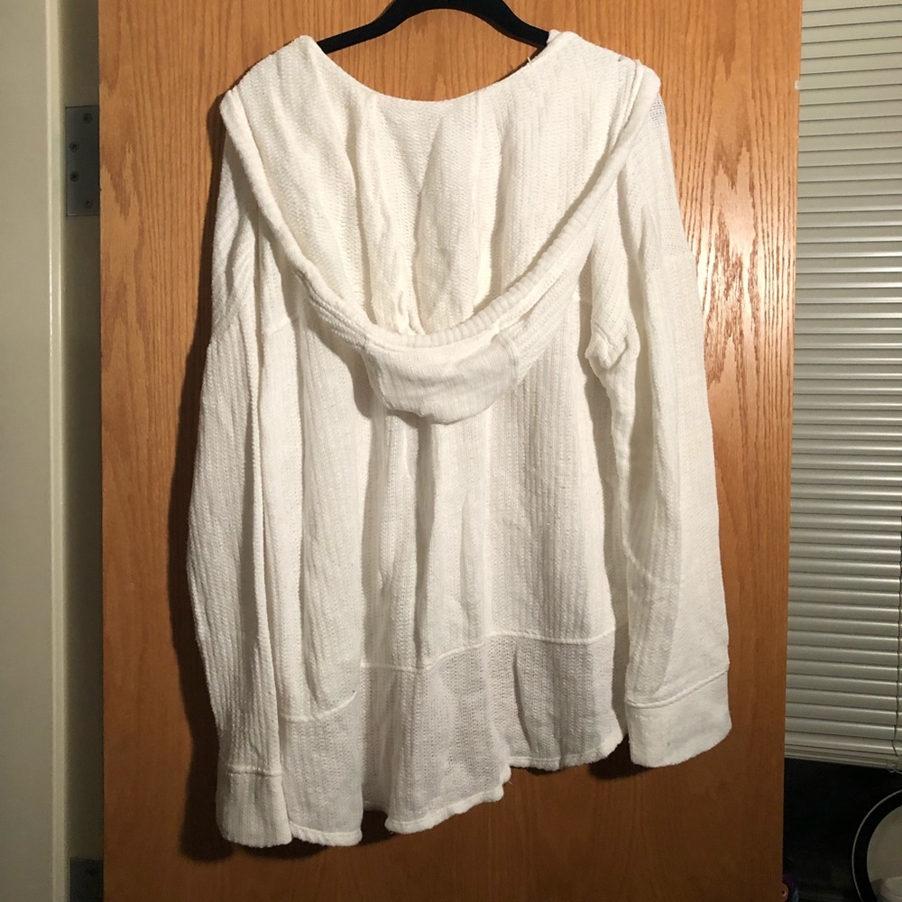 Sweater - Picture 3 of 3